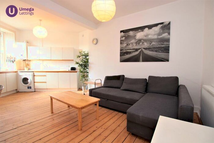 1 Bedroom Flat To Rent In Buccleuch Street, Newington, Edinburgh, EH8