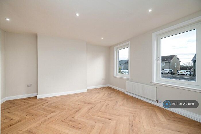 3 Bedroom Terraced House To Rent In Fintry Road, Dundee, DD4