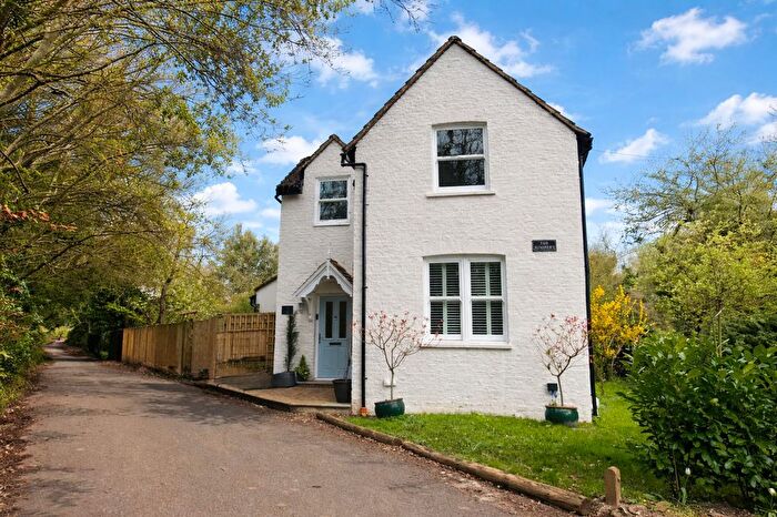 2 Bedroom Semi Detached House For Sale In Headley Road, Epsom, KT18