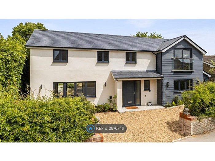 4 Bedroom Detached House To Rent In High Street, Burbage, SN8