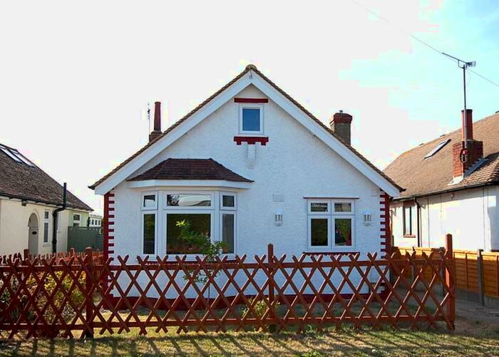 2 Bedroom Detached Bungalow To Rent In West Cliff Gardens, Herne Bay, CT6