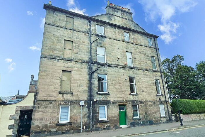 2 Bedroom Flat For Sale In King Street, Perth, PH2