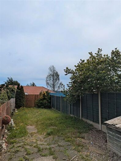 2 Bedroom Terraced House To Rent In Victoria Road, Quarry Bank, DY5
