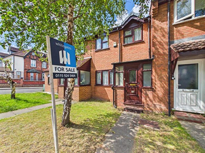 3 Bedroom Terraced House For Sale In Claremont Road, Nottingham, Nottinghamshire, NG5