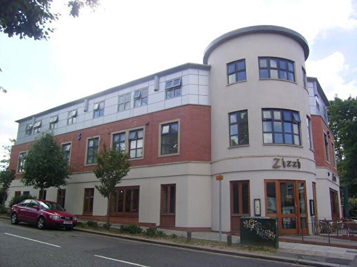 3 Bedroom Flat To Rent In The Radius Station Lane Hornchurch Essex, RM12