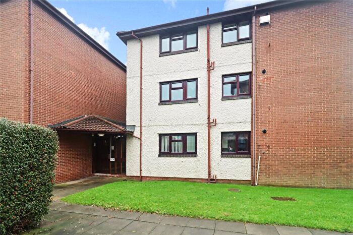 2 Bedroom Flat For Sale In King Henry Court, Sunderland, Tyne And Wear, SR5