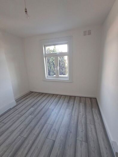 3 Bedroom Terraced House To Rent In St.James Road, Mitcham, CR4