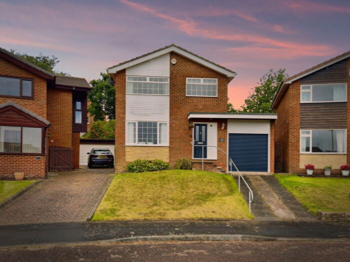 3 Bedroom Detached House For Sale In Hill Rise, Ryton, NE40