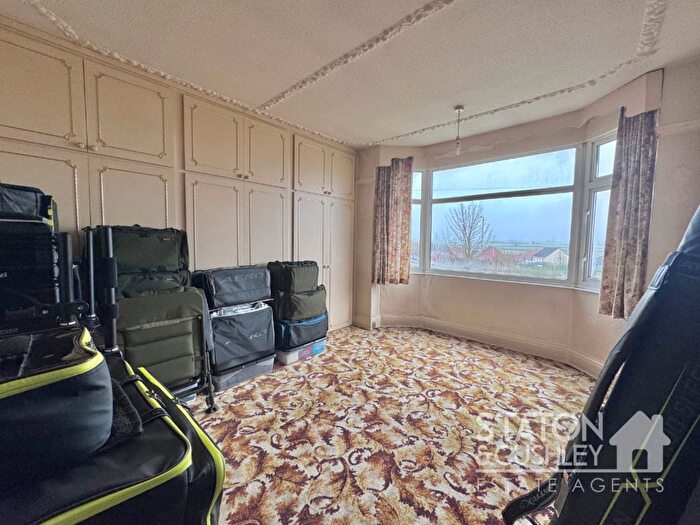 3 Bedroom Semi-Detached House For Sale In Woburn Road, Pleasley, NG19