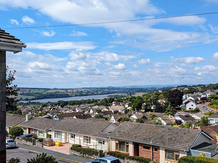 3 Bedroom Semi-detached Bungalow For Sale In Bronescombe Avenue, Bishopsteignton, TQ14