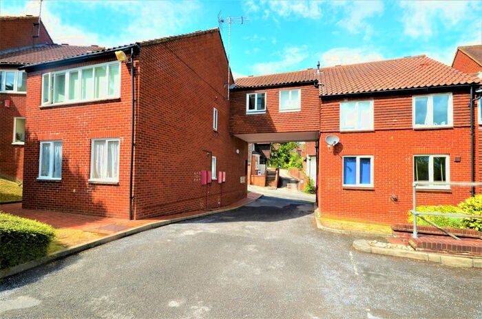 2 Bedroom Maisonette To Rent In Sherborne Court, The Mount, Guildfo Sherborne, GU2