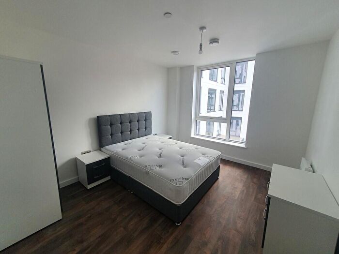 2 Bedroom Apartment To Rent In Moseley Gardens, Moseley Street, Digbeth, B12