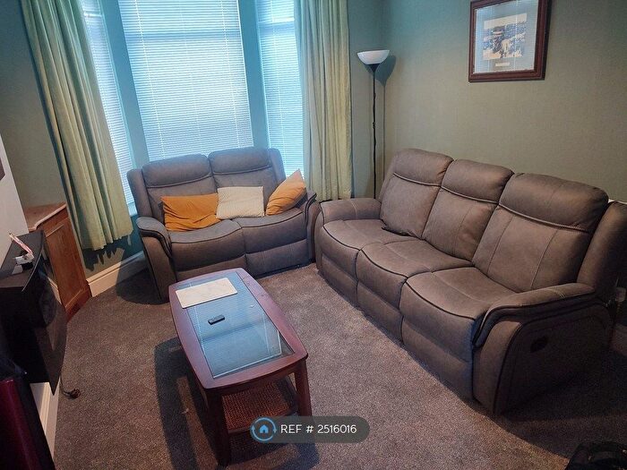 4 Bedroom End Of Terrace House To Rent In Euston Grove, Morecambe, LA4