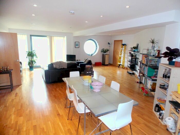 2 Bedroom Flat To Rent In Iron Works Dace Road, Bow, E3
