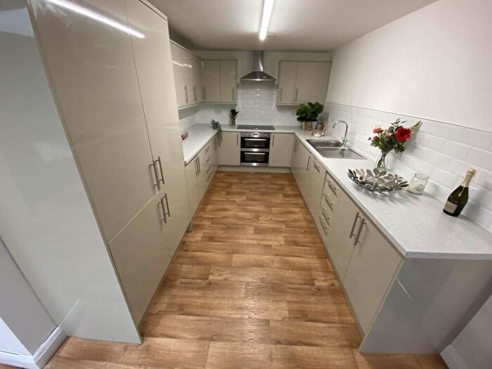 9 Bedroom Flat To Rent In Albert Douglas House, Ormskirk, L39