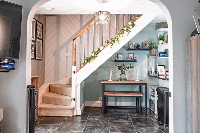 3 Bedroom End Terrace House For Sale In St. Georges Close, Old Town, GL56