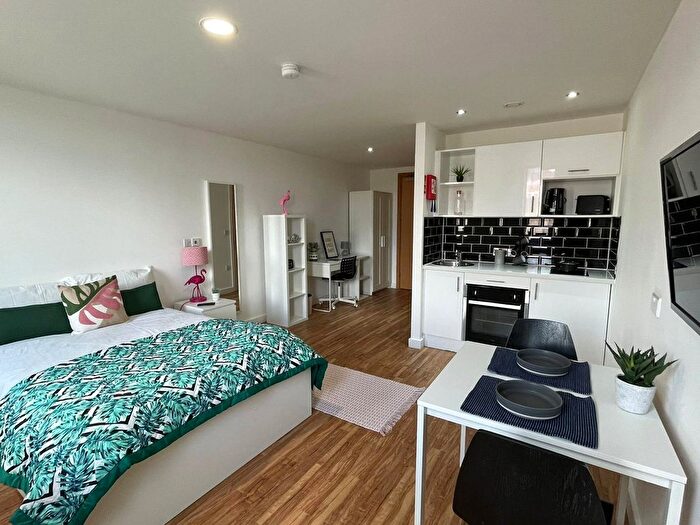 1 Bedroom Property To Rent In The Studios, Plaza Boulevard, Liverpool, L8