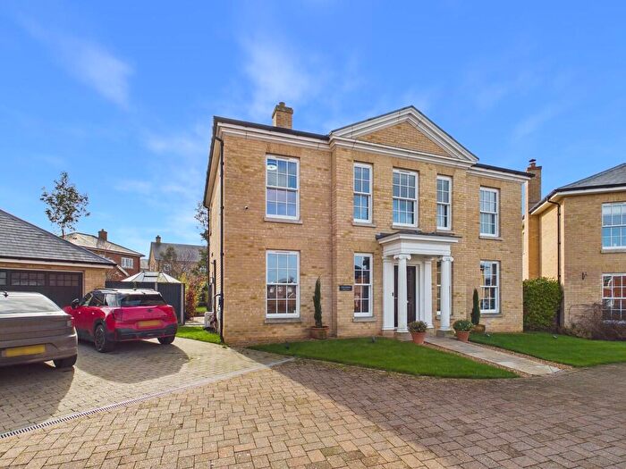 5 Bedroom Detached House For Sale In Maple Crescent, Loddon, NR14