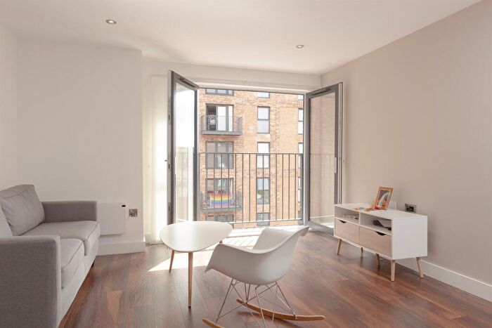 2 Bedroom Apartment To Rent In Block C, Wilburn Basin, M5