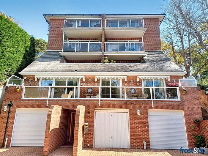 2 Bedroom Apartment For Sale In Alton Road, Ashley Cross, Poole, Dorset, BH14