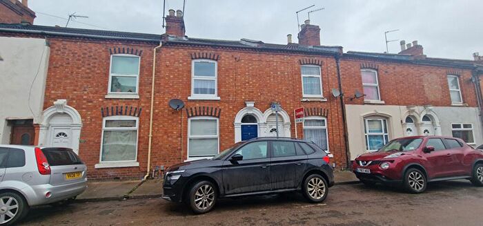 2 Bedroom Terraced House To Rent In Cloutsham Street, Northampton, NN1