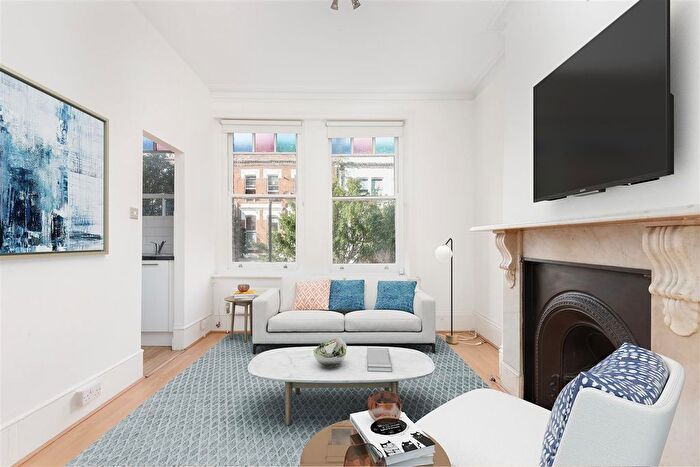 1 Bedroom Flat To Rent In Gascony Avenue, West Hampstead, NW6