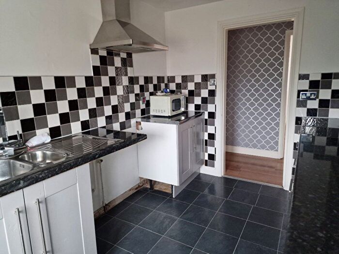 2 Bedroom Flat To Rent In Rimmer Avenue, Liverpool, L16