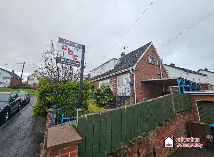 3 Bedroom Semi-detached Chalet Bungalows For Sale In Ravelston Parade, Newtownabbey, BT36