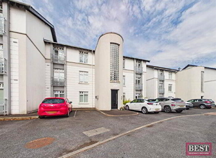 3 Bedroom Apartment / Flats For Sale In Glin Ree Court, Newry, BT34