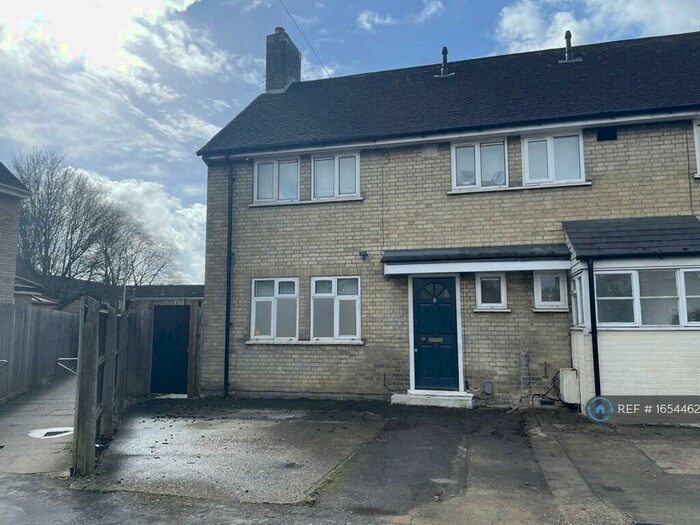 5 Bedroom Semi-Detached House To Rent In Coldhams Grove, Cambridge, CB1