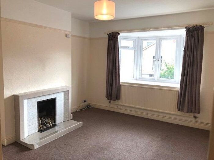 3 Bedroom Flat To Rent In West Road, Bury St. Edmunds, IP33