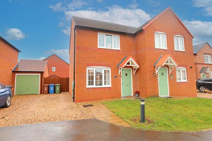 2 Bedroom Semi Detached House For Sale In Hawthorn Close, PE21