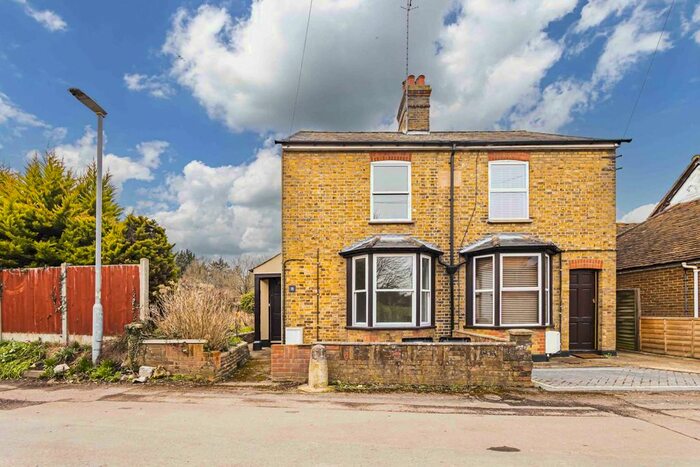 2 Bedroom Semi-Detached House To Rent In Bourne End Lane, Hemel Hempstead, HP1