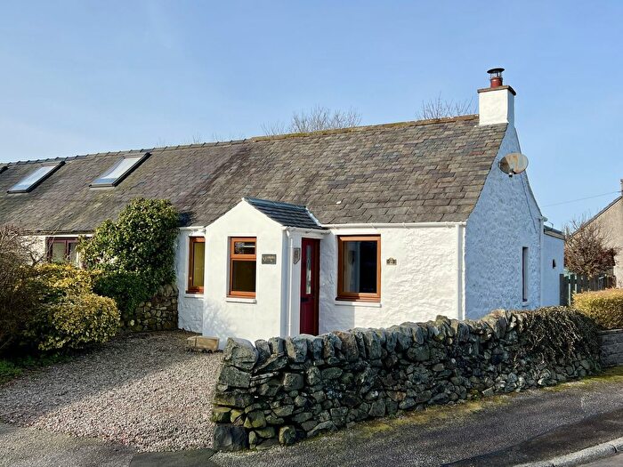 1 Bedroom Semi Detached Bungalow For Sale In Edgehill, Midtown, St Johns Town Of Dalry, DG7