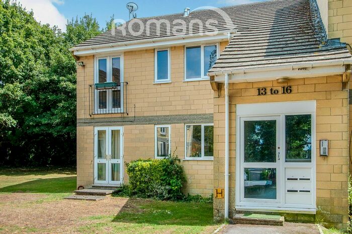 2 Bedroom Flat To Rent In Greenway Court, Chaucer Road, Bath, BA2