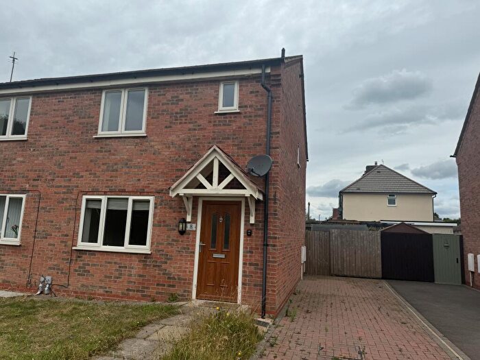3 Bedroom Semi-Detached House To Rent In Pilot Drive, Hucknall, Nottingham, NG15