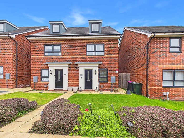 4 Bedroom Semi Detached House For Sale In Autumn Fields, Waverley, S60