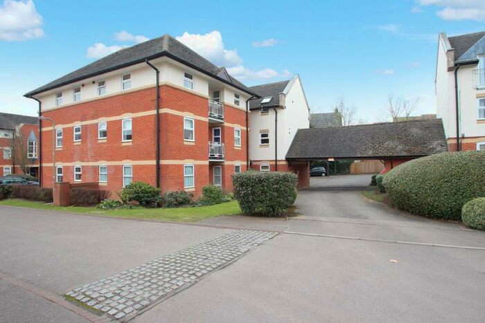 2 Bedroom Apartment To Rent In Jackman Close, Abingdon, OX14