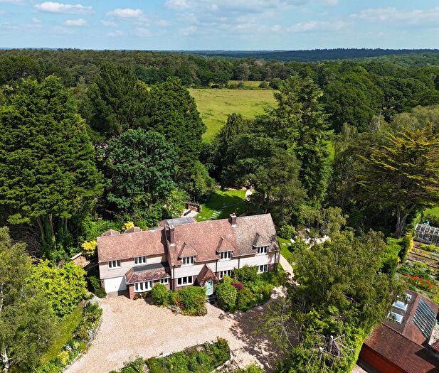 4 Bedroom Detached House For Sale In Sandy Down, Boldre, Lymington, SO41