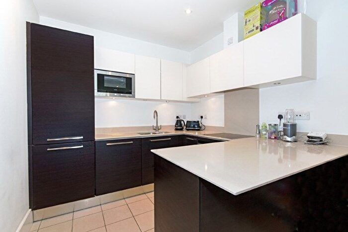 1 Bedroom Flat To Rent In Juniper Drive, London, SW18