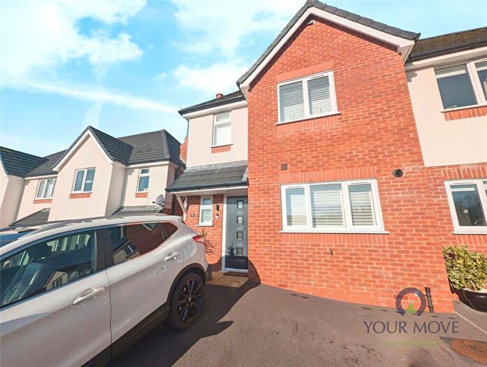 1 Bedroom Detached House To Rent In Hollybank Drive, Bromsgrove, Worcestershire, B61