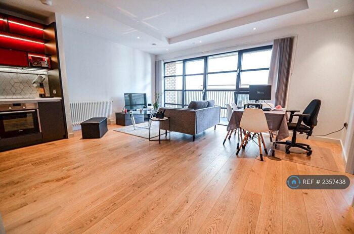 1 Bedroom Flat To Rent In Astell House, London, E14
