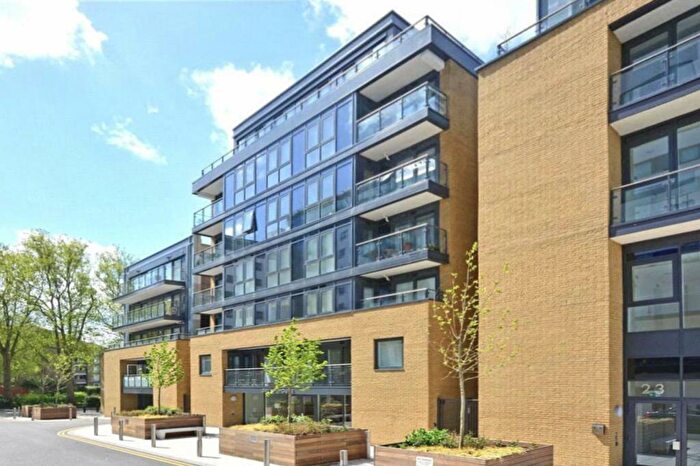 2 Bedroom Apartment To Rent In Wharf Street, SE8
