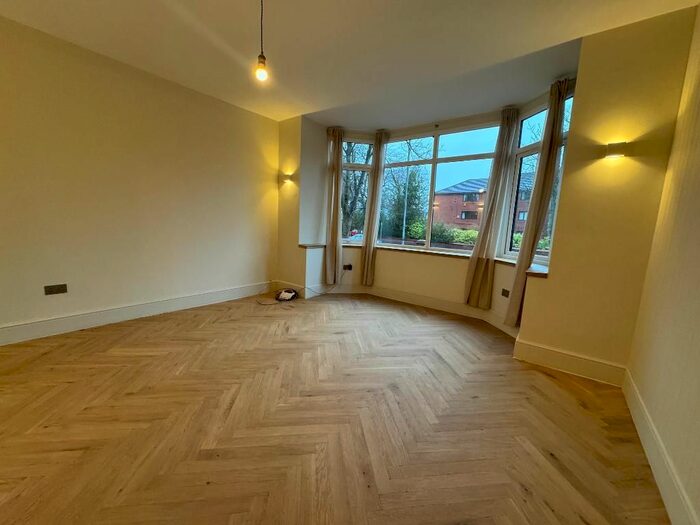 2 Bedroom Flat To Rent In Wilbraham Road, Manchester, M16