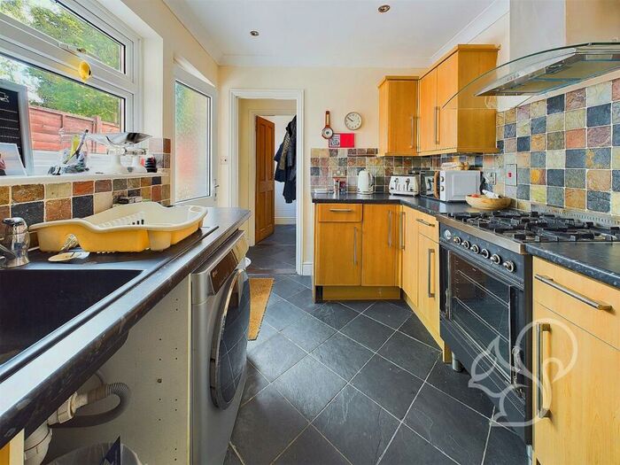 2 Bedroom Cottage For Sale In Cross Street, Sudbury, CO10