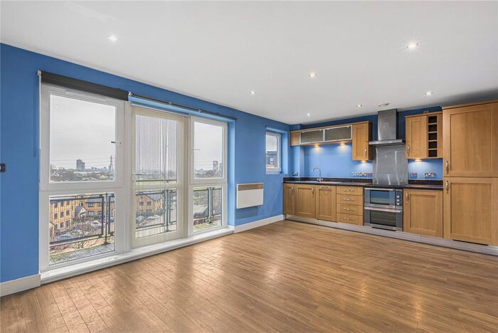 1 Bedroom Flat To Rent In Fenland House, Harry Zeital Way, Clapton, Hackney, E5