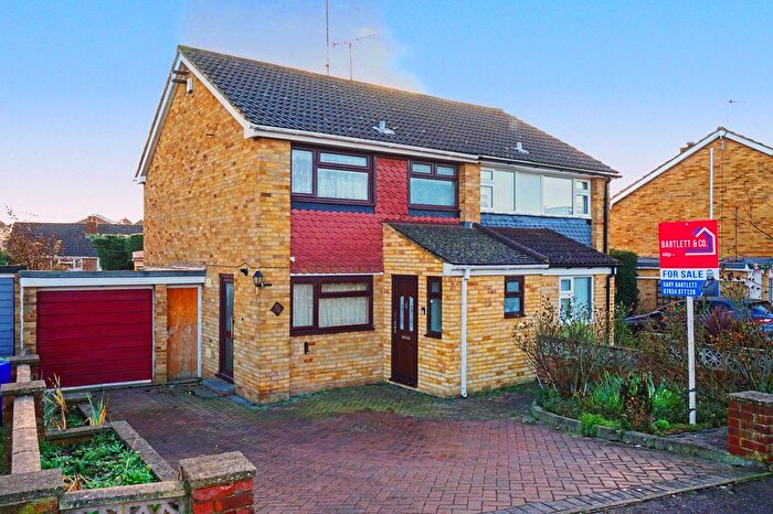 3 Bedroom Semi Detached House For Sale In Coombe Drive, Sittingbourne, ME10