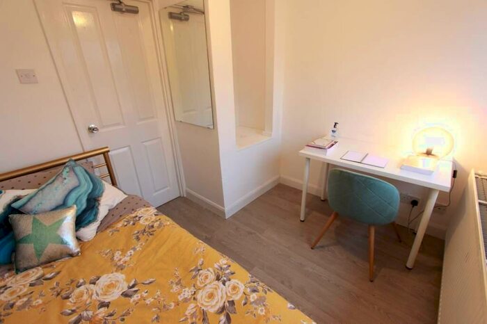 1 Bedroom House Of Multiple Occupation To Rent In Goldings Crescent, Hatfield, AL10