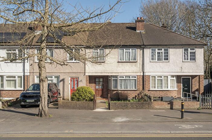 3 Bedroom Terraced House For Sale In London Road, Mitcham, CR4