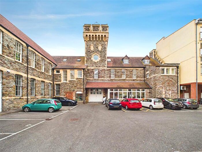 1 Bedroom Apartment For Sale In St Peters Court, Bristol, BS3